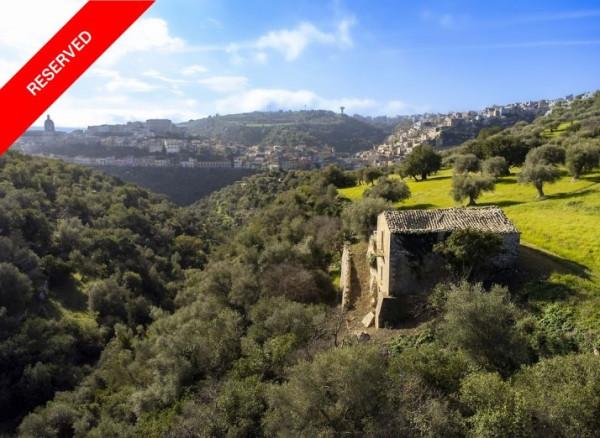 casa indipendente in vendita a Ragusa in zona Ibla