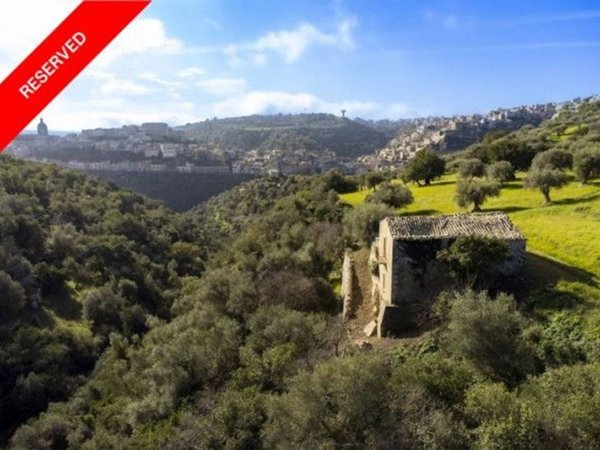 casa indipendente in vendita a Ragusa