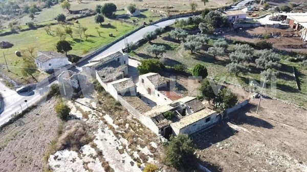 casale in vendita a Ragusa in zona San Giacomo / Bellocozzo