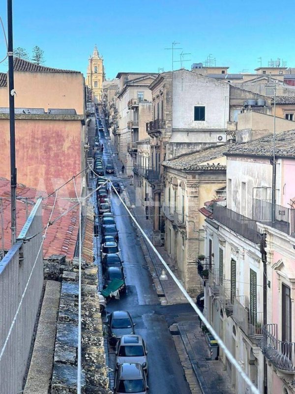 appartamento in vendita a Ragusa in zona Ragusa Centro