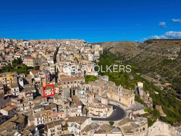 casa indipendente in vendita a Ragusa in zona Ragusa Centro
