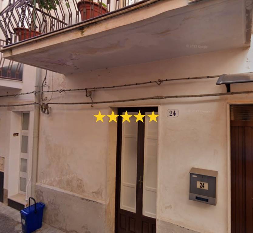 casa indipendente in vendita a Ragusa in zona Ragusa Centro