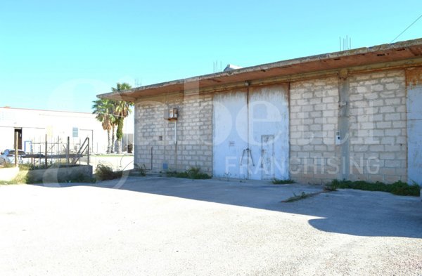 casa indipendente in vendita a Ragusa in zona Marina