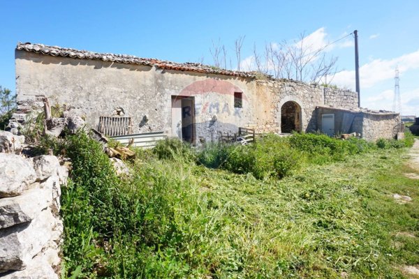 casale in vendita a Ragusa in zona Ragusa Centro