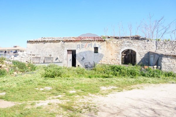casale in vendita a Ragusa