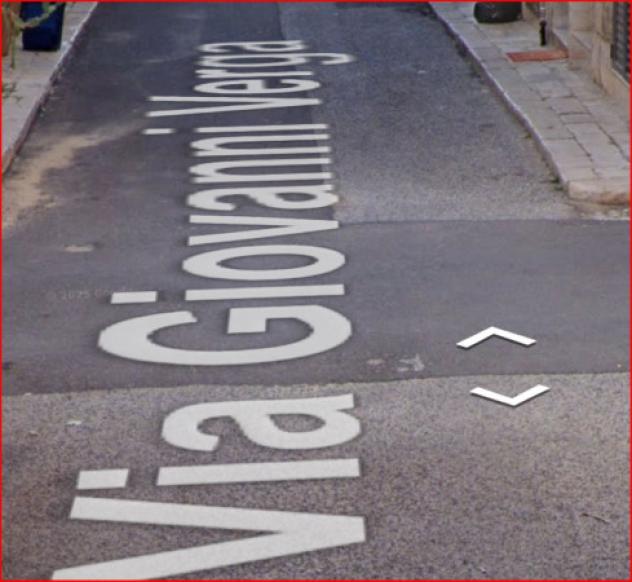 locale commerciale in vendita a Ragusa