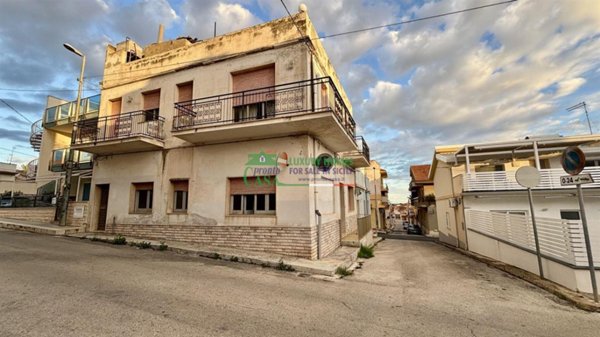 appartamento in vendita a Ragusa in zona Marina