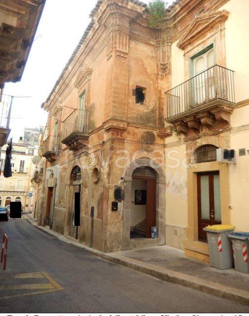 appartamento in vendita a Ragusa in zona Ragusa Centro