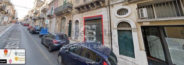 locale commerciale in vendita a Ragusa