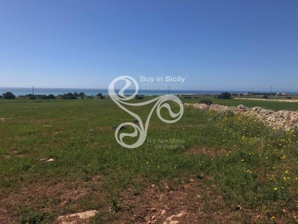 terreno edificabile in vendita a Ragusa in zona Marina