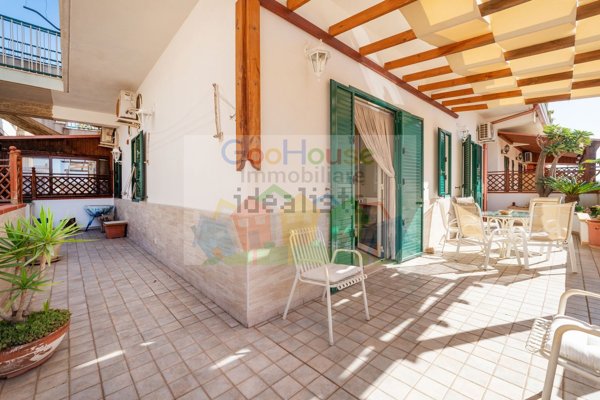 appartamento in vendita a Ragusa in zona Marina