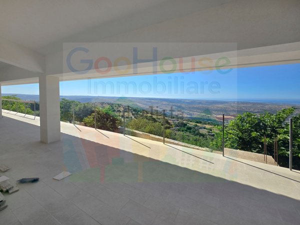casa indipendente in vendita a Ragusa in zona Pizzillo