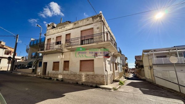 appartamento in vendita a Ragusa in zona Marina
