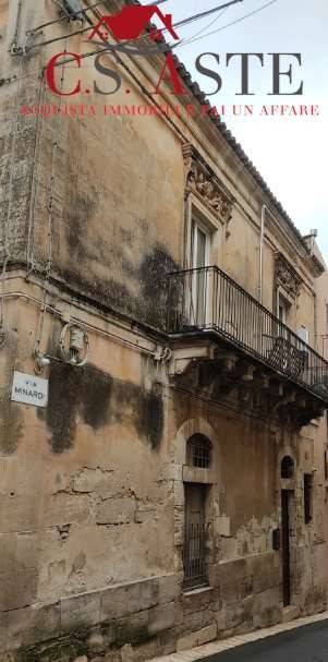 appartamento in vendita a Ragusa in zona Ragusa Centro