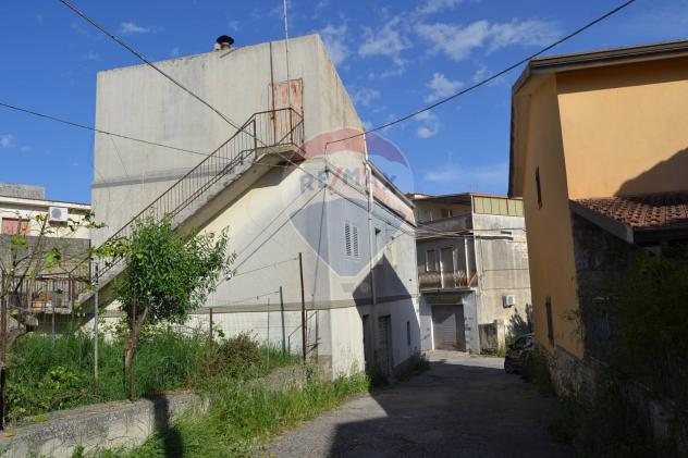 casa indipendente in vendita a Ragusa in zona San Giacomo / Bellocozzo