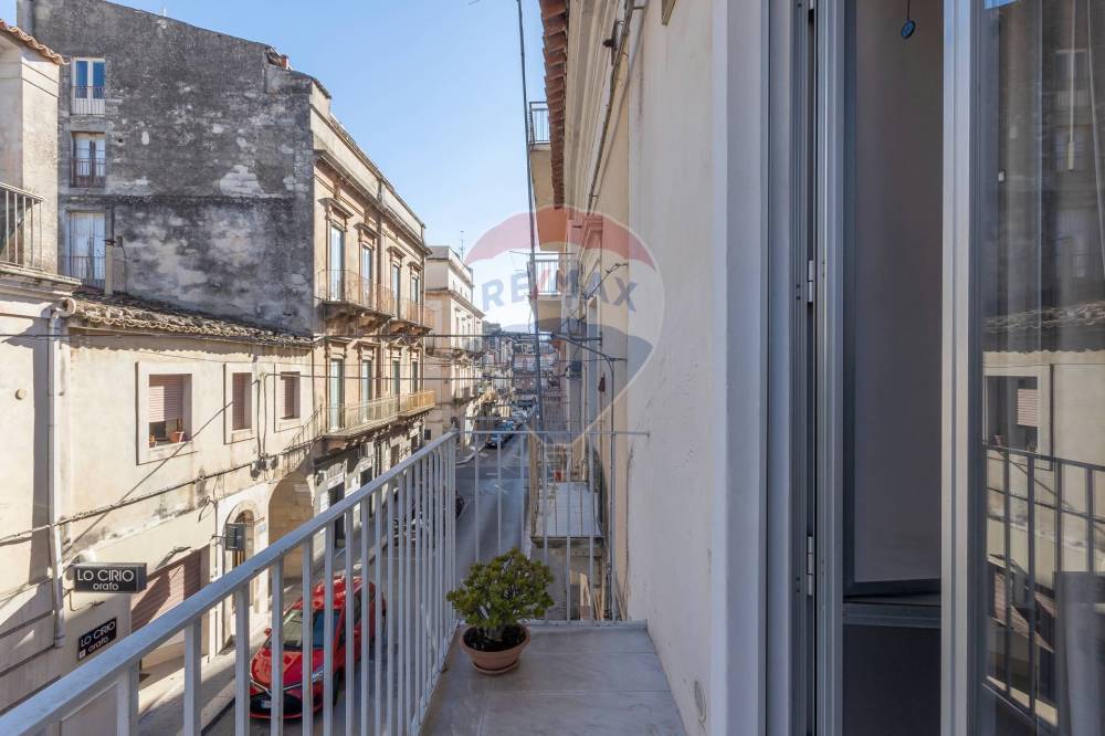 casa indipendente in vendita a Ragusa in zona Ragusa Centro