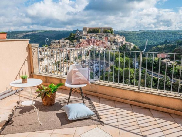 appartamento in vendita a Ragusa in zona Ibla