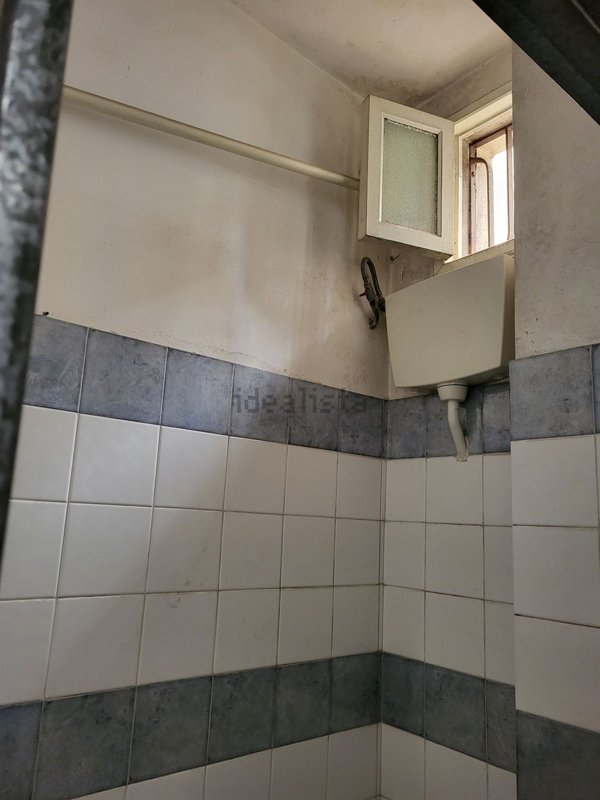 locale di sgombero in vendita a Ragusa