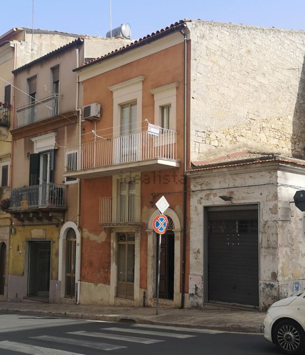 casa indipendente in vendita a Ragusa