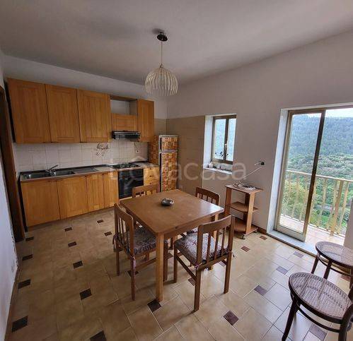 casa indipendente in vendita a Ragusa in zona Ibla