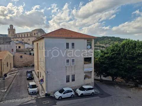 appartamento in vendita a Ragusa in zona Ibla