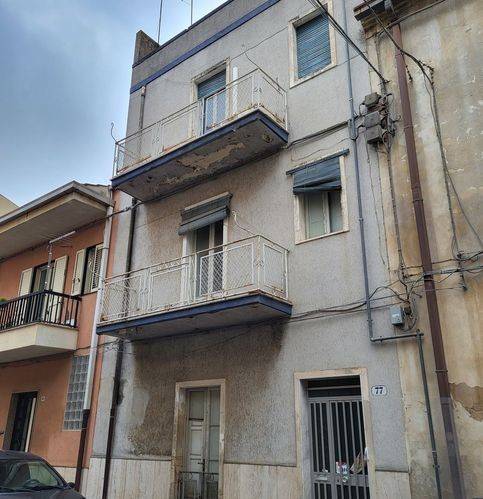 casa indipendente in vendita a Ragusa in zona Ibla