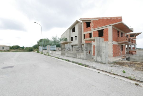 casa indipendente in vendita a Ragusa