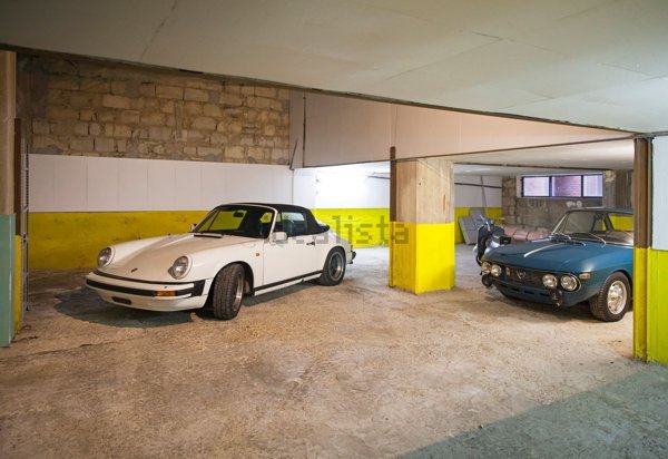 locale commerciale in vendita a Ragusa