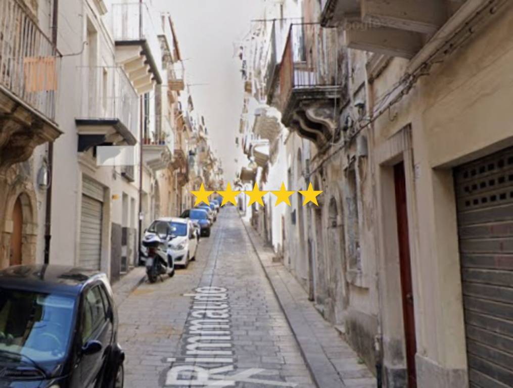 appartamento in vendita a Ragusa in zona Ragusa Centro