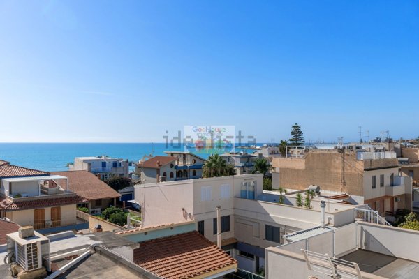 appartamento in vendita a Ragusa in zona Marina