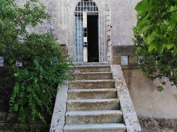 casa indipendente in vendita a Ragusa in zona Ibla