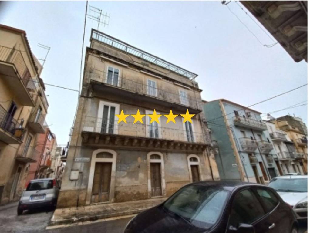 appartamento in vendita a Ragusa in zona Ragusa Centro
