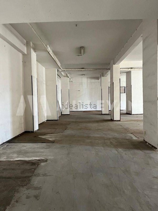 locale commerciale in vendita a Ragusa