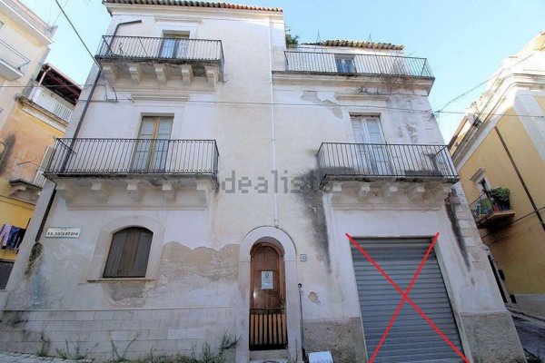 appartamento in vendita a Ragusa in zona Ragusa Centro