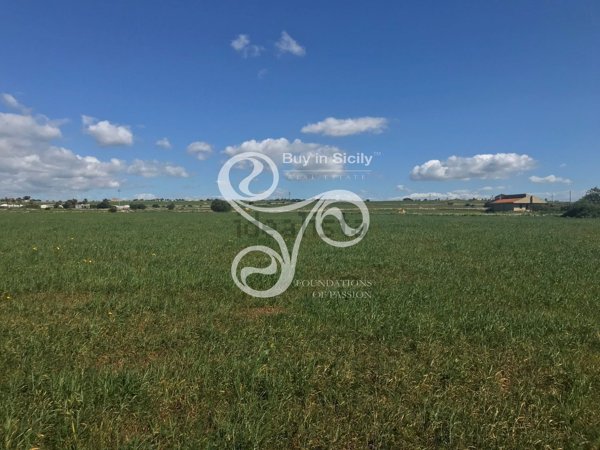terreno agricolo in vendita a Ragusa in zona Marina