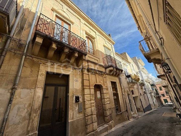 appartamento in vendita a Ragusa in zona Ragusa Centro