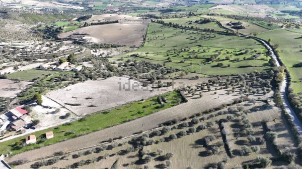 casa indipendente in vendita a Ragusa in zona San Giacomo / Bellocozzo