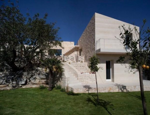 casa indipendente in vendita a Ragusa