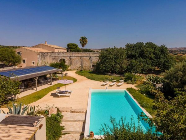 casa indipendente in vendita a Ragusa in zona Punta Braccetto