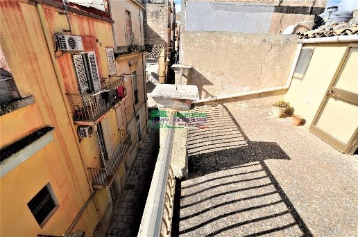 casa indipendente in vendita a Ragusa