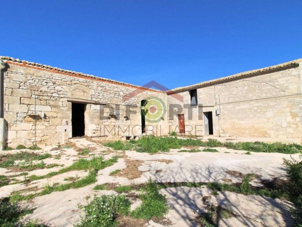 casale in vendita a Ragusa