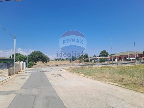 terreno edificabile in vendita a Ragusa in zona Marina