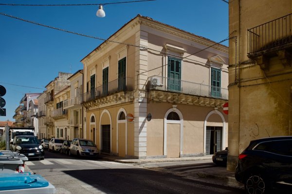 casa indipendente in vendita a Ragusa