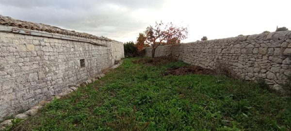casa indipendente in vendita a Ragusa in zona Ibla