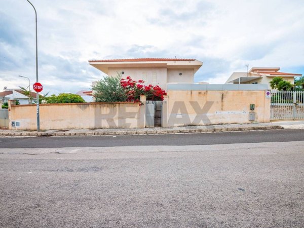 appartamento in vendita a Ragusa in zona Marina