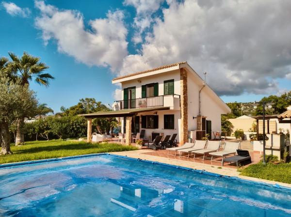 casa indipendente in vendita a Ragusa in zona Marina