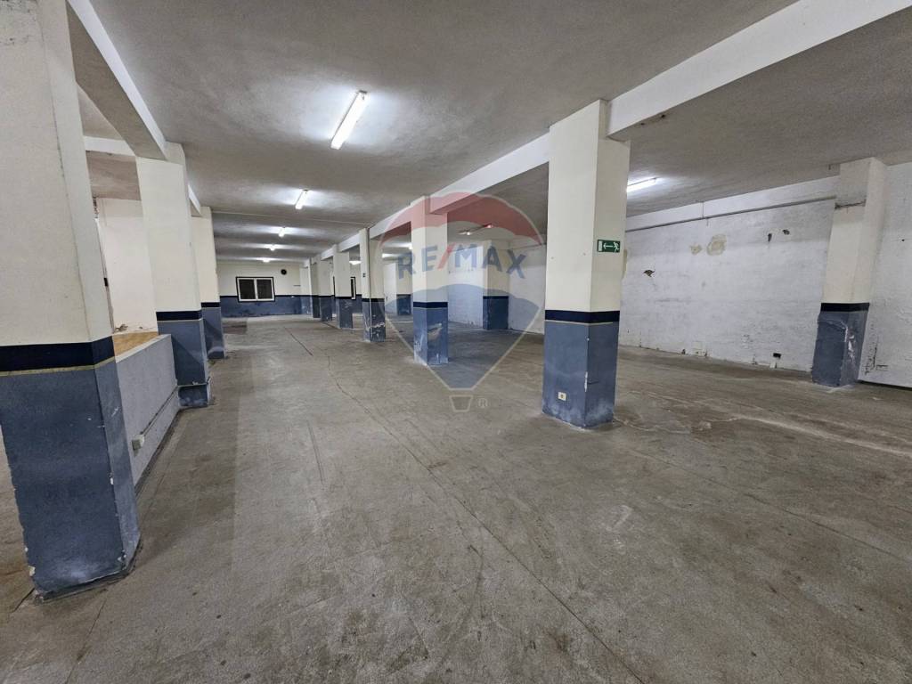 negozio in vendita a Ragusa in zona Ragusa Centro