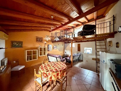 casa indipendente in vendita a Ragusa in zona Ragusa Centro