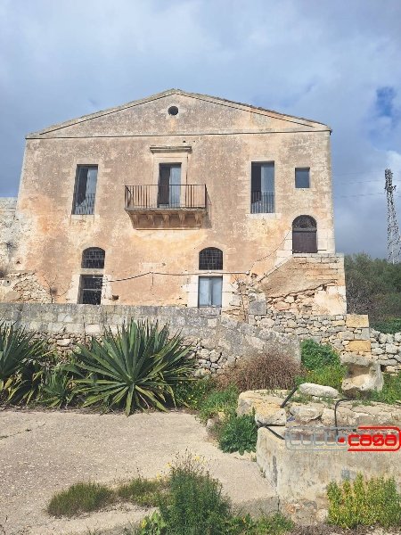 casale in vendita a Ragusa in zona Marina