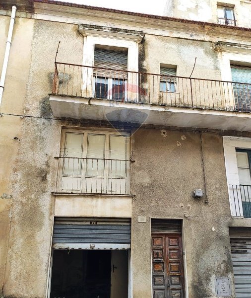 casa indipendente in vendita a Ragusa in zona Ragusa Centro